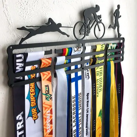 LEDK race medal wall rack